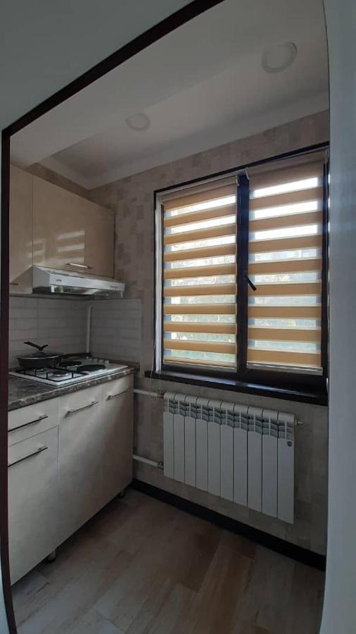 Apartment On Toktogula Bishkek Ngoại thất bức ảnh